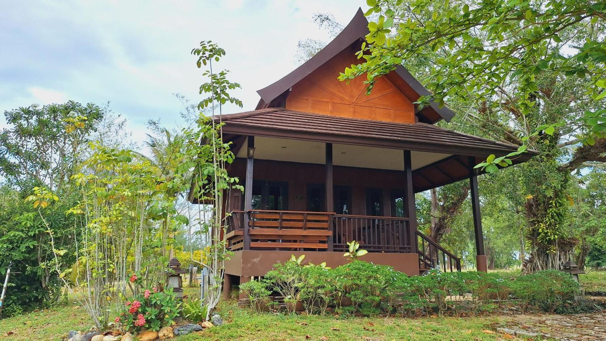 Thailife Wellness & Meditation Resort- Sha Plus Khao Lak Exterior photo